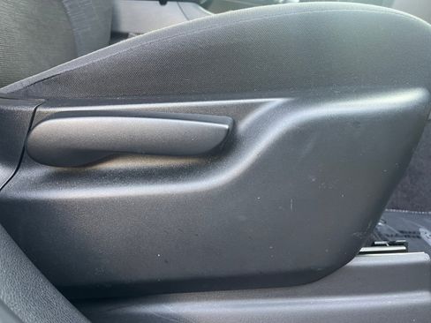 Used 2015 Jeep Grand Cherokee Laredo w/ Quick Order Package 23E image 29