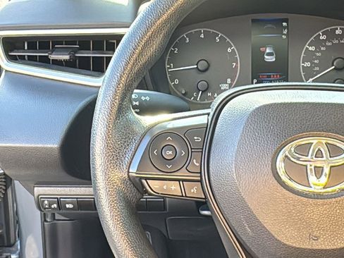 Used 2023 Toyota Corolla LE image 12