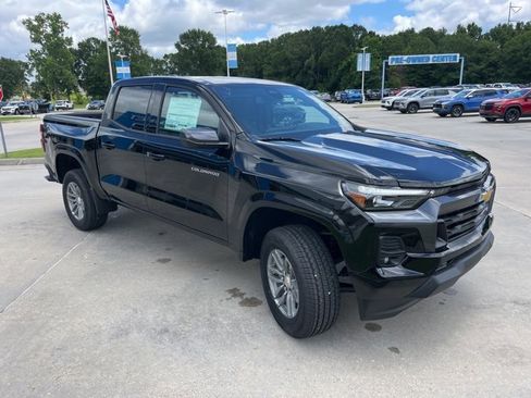New 2025 Chevrolet Colorado LT w/ LT Convenience Package image 15