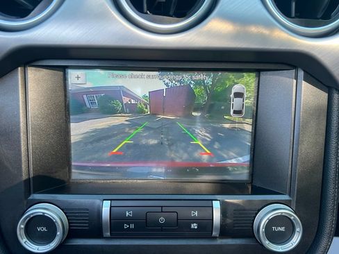 Used 2019 Ford Mustang Premium RWD image 28