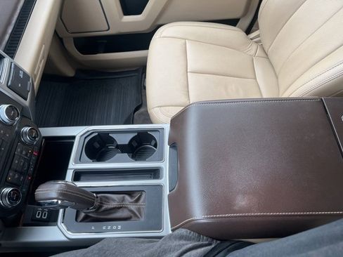 Used 2018 Ford F150 Lariat w/ Equipment Group 502A Luxury image 23