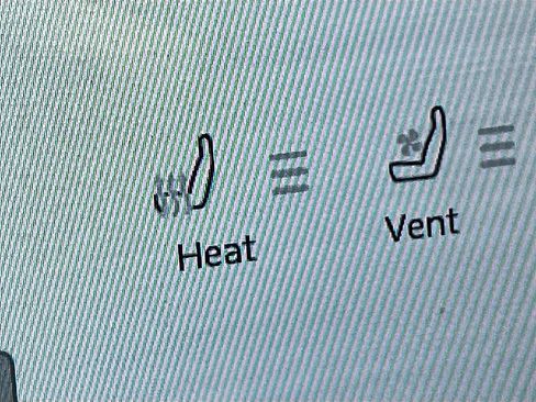 Used 2024 RAM 1500 Laramie image 21