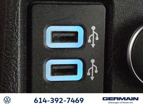 Used 2020 Ford Transit Connect XLT image 33