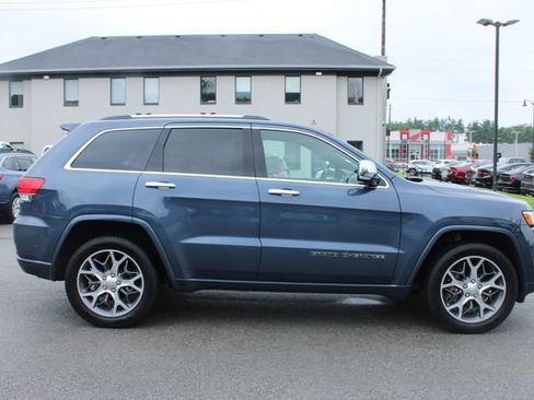 Used 2021 Jeep Grand Cherokee Overland w/ Protech Group AWD/4WD image 6