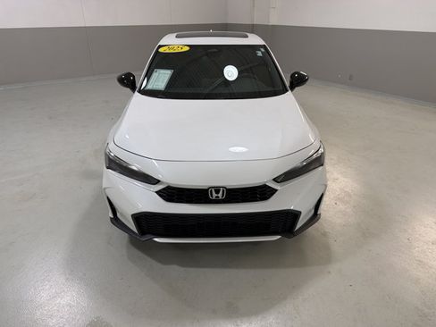 Used 2025 Honda Civic Sport image 3