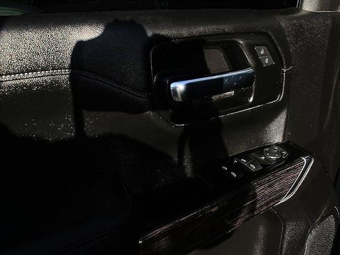 Used 2020 GMC Sierra 1500 Elevation RWD image 10
