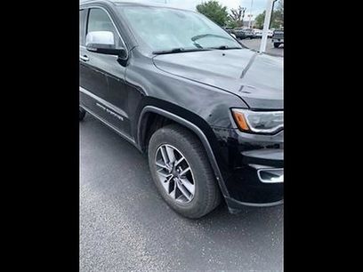 Used 2019 Jeep Grand Cherokee Limited w/ Luxury Group II