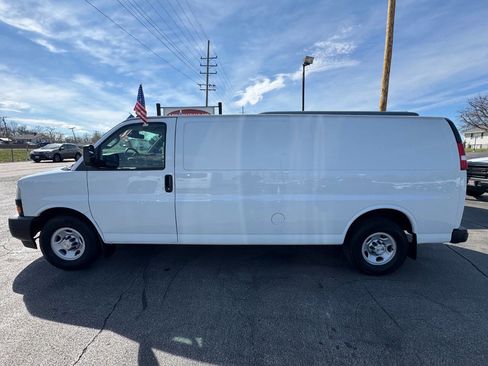 Used 2019 Chevrolet Express 3500 Extended w/ Driver Convenience Package image 1