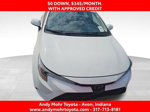 Used 2021 Toyota Corolla LE image 3