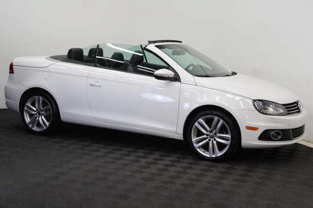 Used 2013 Volkswagen Eos Executive FWD image 4