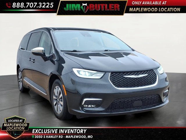 Used 2023 Chrysler Pacifica Limited FWD image 5