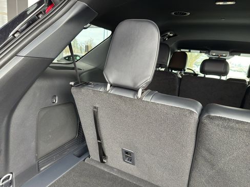 New 2026 Ford Explorer ST-Line w/ ST-Line Street Pack image 9