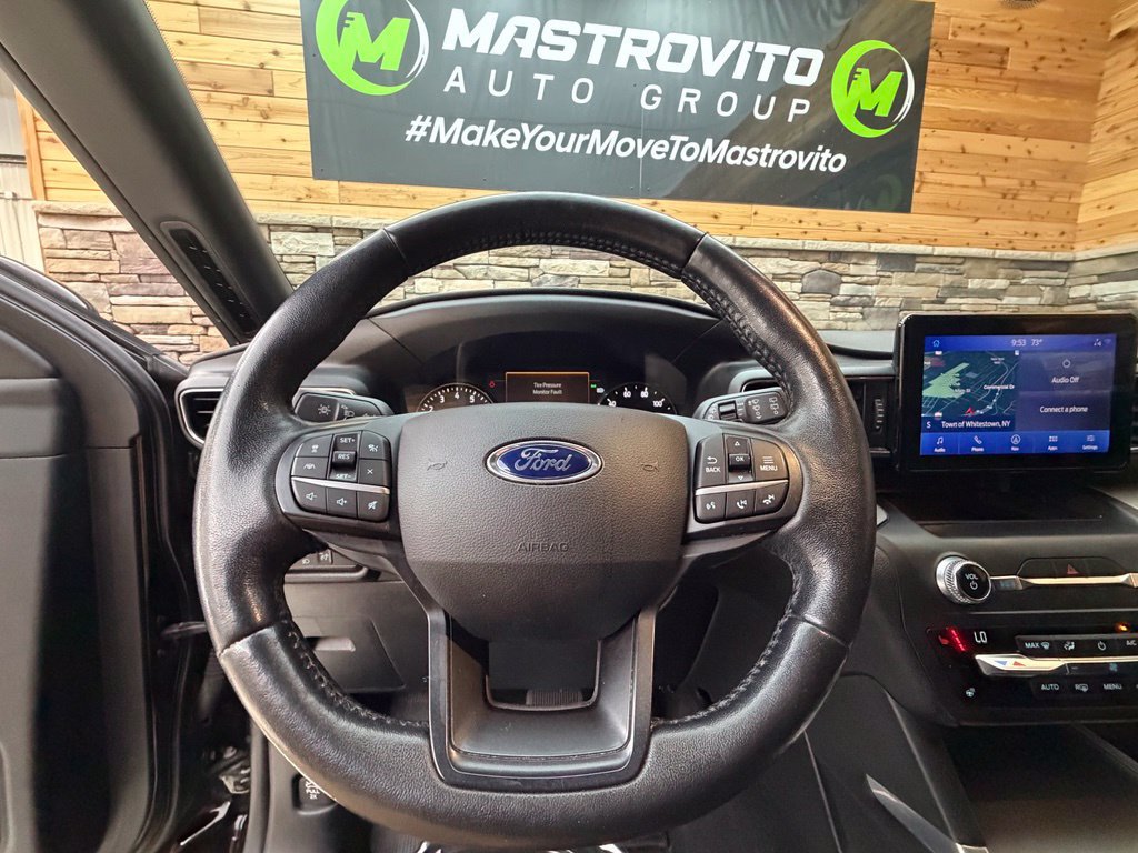 Used 2020 Ford Explorer XLT w/ Equipment Group 202A AWD/4WD image 23