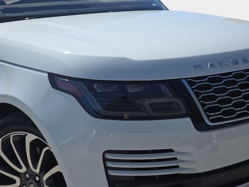 Certified 2018 Land Rover Range Rover HSE AWD/4WD image 36