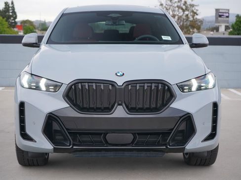 New 2026 BMW X6 xDrive40i w/ Climate Comfort Package AWD/4WD image 2