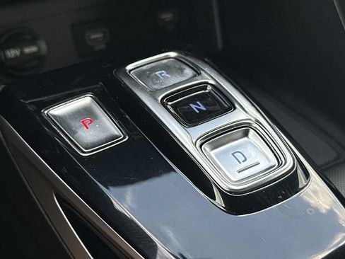 Used 2023 Hyundai Sonata SEL w/ Preferred Accessory Package FWD image 34