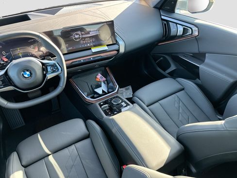 New 2026 BMW X3 xDrive30i w/ Premium Package AWD/4WD image 16