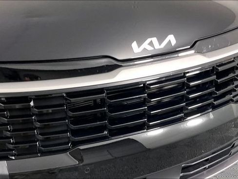 Certified 2026 Kia Sportage EX FWD image 29