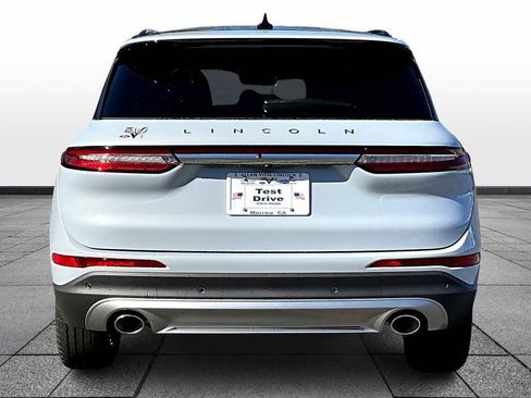 New 2026 Lincoln Corsair Reserve image 4