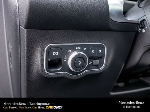 New 2026 Mercedes-Benz GLB 250 4MATIC image 23