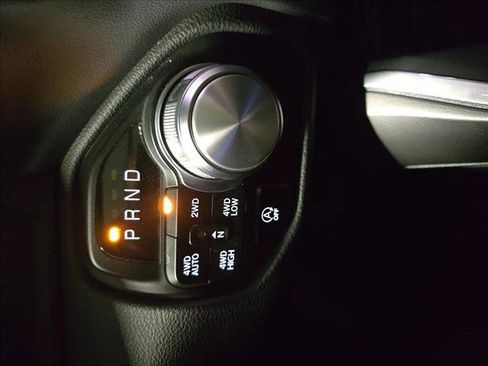 Used 2023 RAM 1500 Laramie AWD/4WD image 23