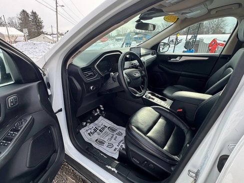 Used 2020 Ford Escape SEL image 6