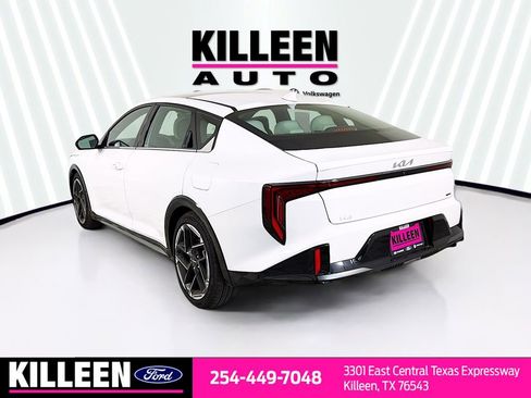 Used 2025 Kia K4 GT-Line w/ GT-Line Premium Package image 6