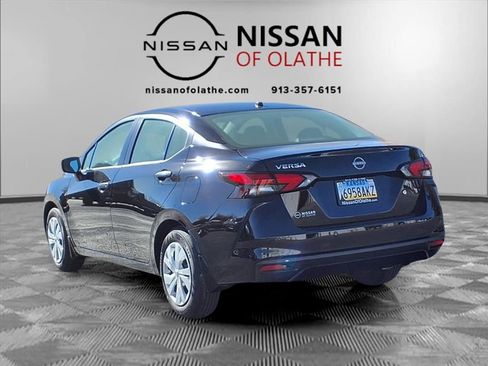 Certified 2025 Nissan Versa S w/ Trunk Package image 3