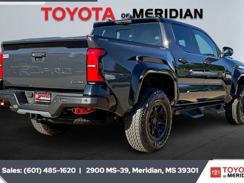 Used 2025 Toyota Tacoma TRD Pro image 11