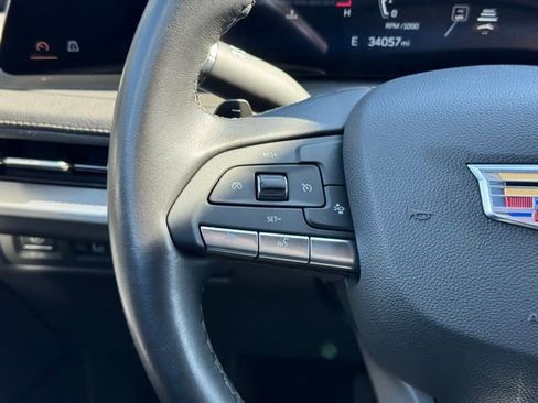 Certified 2025 Cadillac XT4 Premium Luxury AWD/4WD image 23