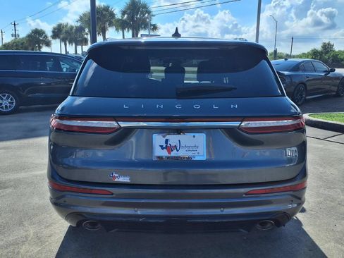 Used 2023 Lincoln Corsair Reserve w/ Jet Appearance Package FWD image 6
