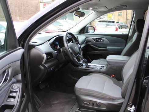 Used 2018 Chevrolet Traverse LT AWD/4WD image 23