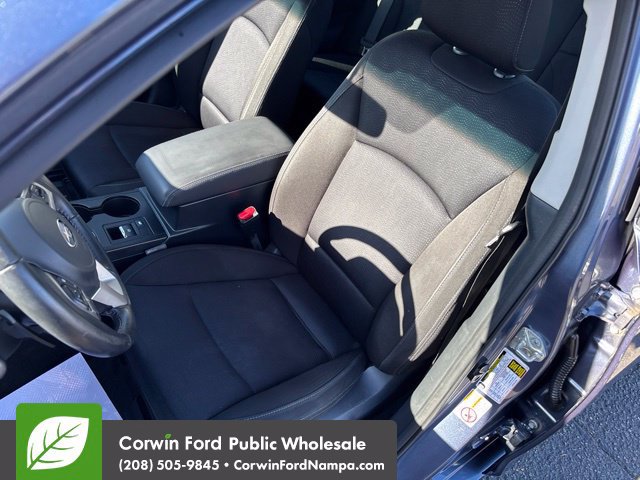 Used 2015 Subaru Legacy 2.5i Premium AWD/4WD image 24