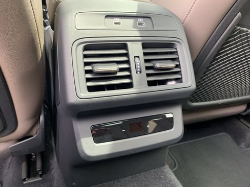 Certified 2025 Audi Q5 Premium w/ Premium Plus AWD/4WD image 17
