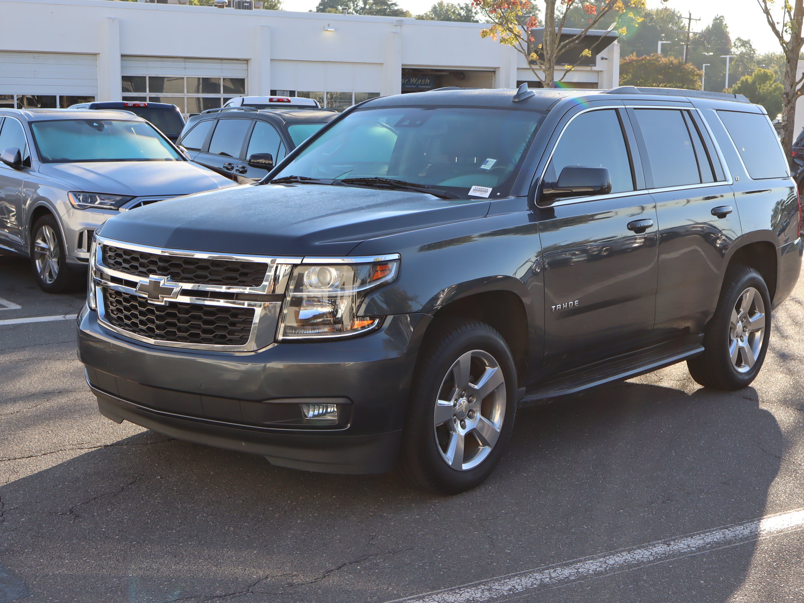 Used 2019 Chevrolet Tahoe LT AWD/4WD image 16