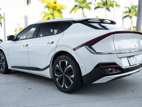 Used 2023 Kia EV6 GT-Line image 23