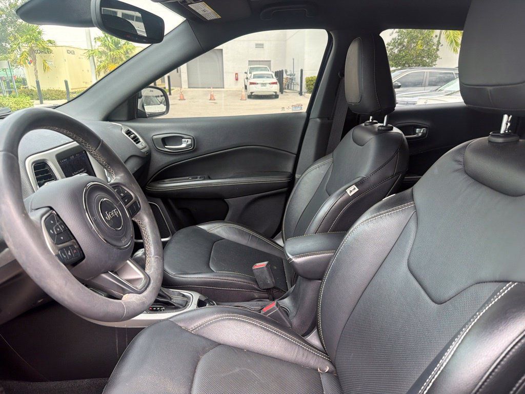 Used 2021 Jeep Compass Latitude FWD image 10