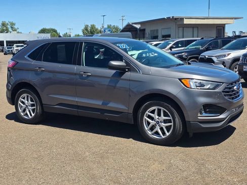 Used 2022 Ford Edge SEL AWD/4WD image 3