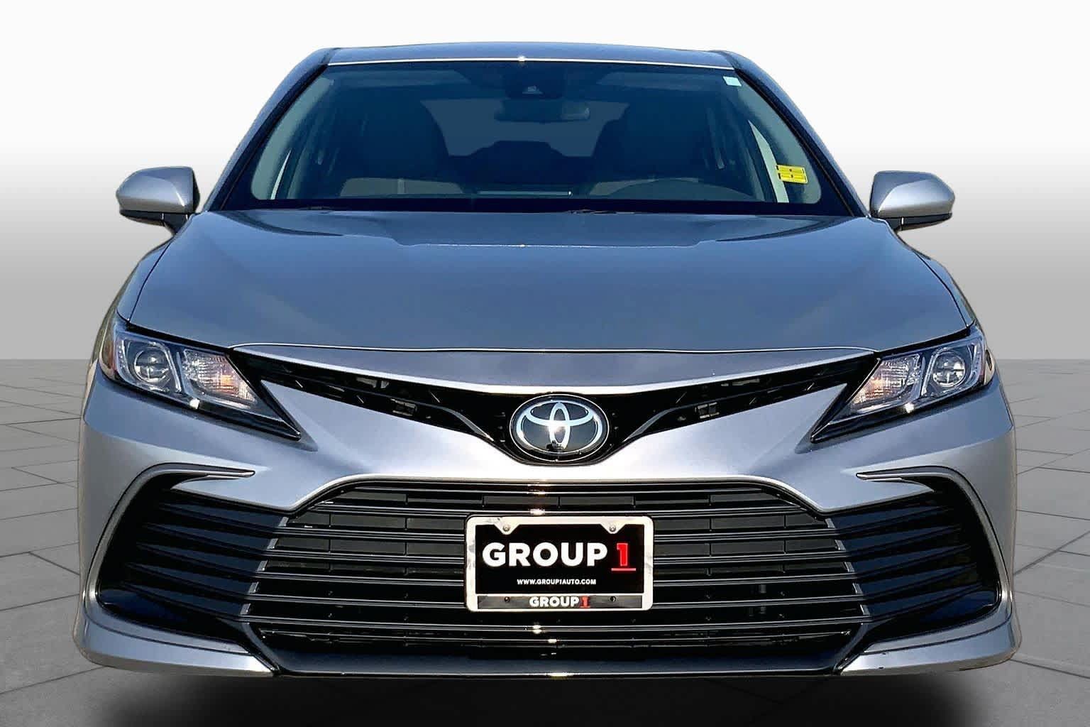 Used 2024 Toyota Camry LE FWD image 4
