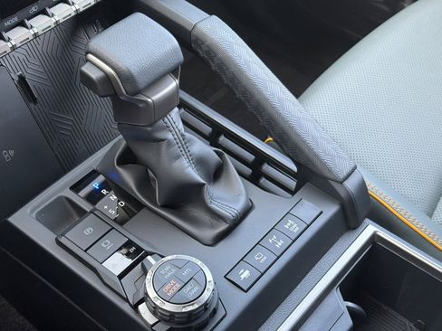 Used 2025 Toyota 4Runner Trailhunter image 22