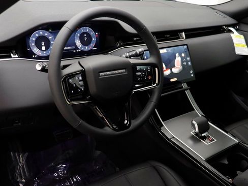 New 2026 Land Rover Range Rover Evoque S AWD/4WD image 7