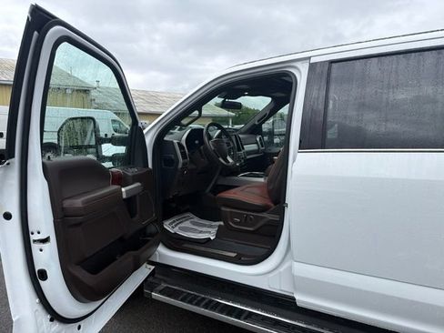 Used 2022 Ford F350 King Ranch w/ Chrome Package AWD/4WD image 23