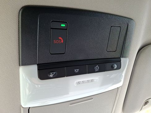 Used 2026 Nissan Pathfinder SV AWD/4WD image 26