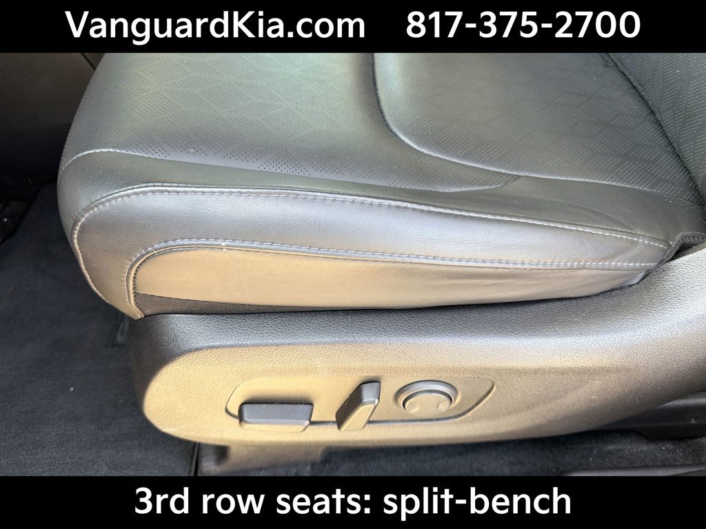 Certified 2022 Kia Carnival LX FWD image 16