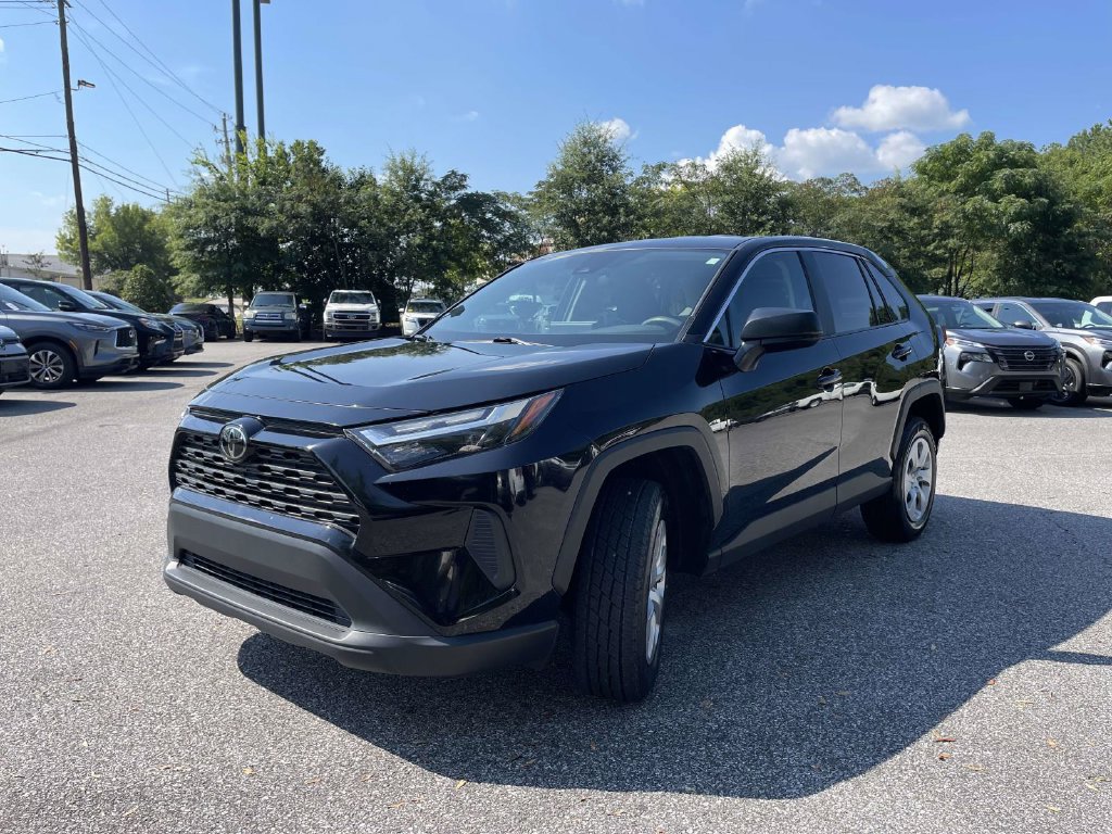 Used 2025 Toyota RAV4 LE FWD image 7