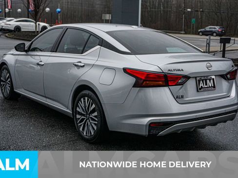 Used 2024 Nissan Altima 2.5 SV image 5