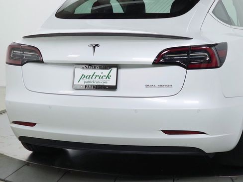 Used 2019 Tesla Model 3 Performance image 8