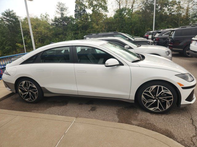 Used 2025 Hyundai Ioniq 6 SEL AWD/4WD image 3