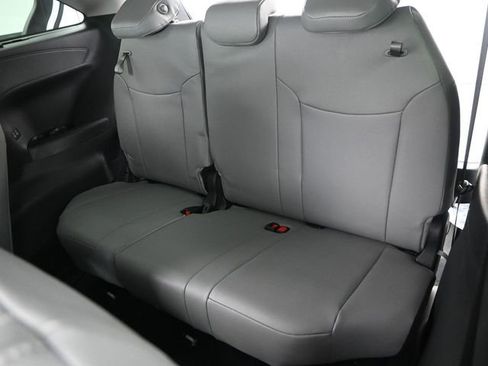 Used 2026 Toyota Sienna XLE FWD image 13