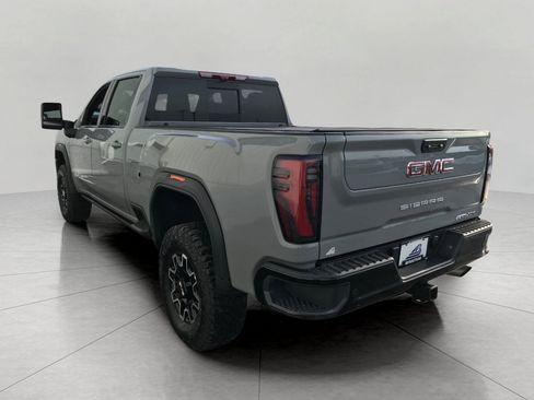 Used 2025 GMC Sierra 2500 AT4X image 20